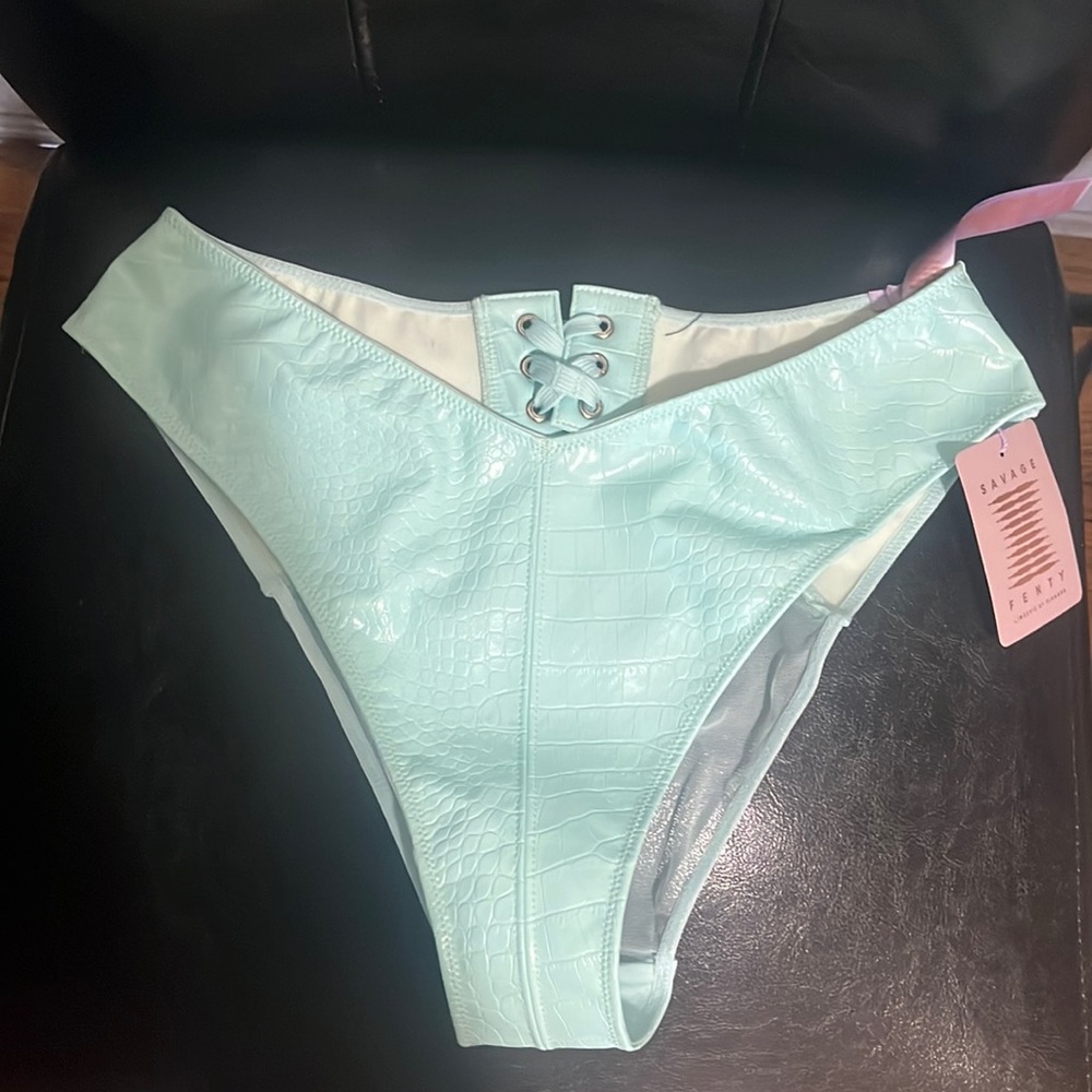 Savage Fenty lingerie. NWT